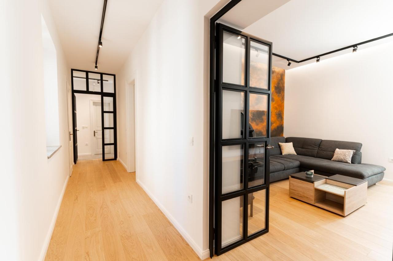 Tom'S Luxury Apartment Zadar, Branimirova Obala Exteriör bild