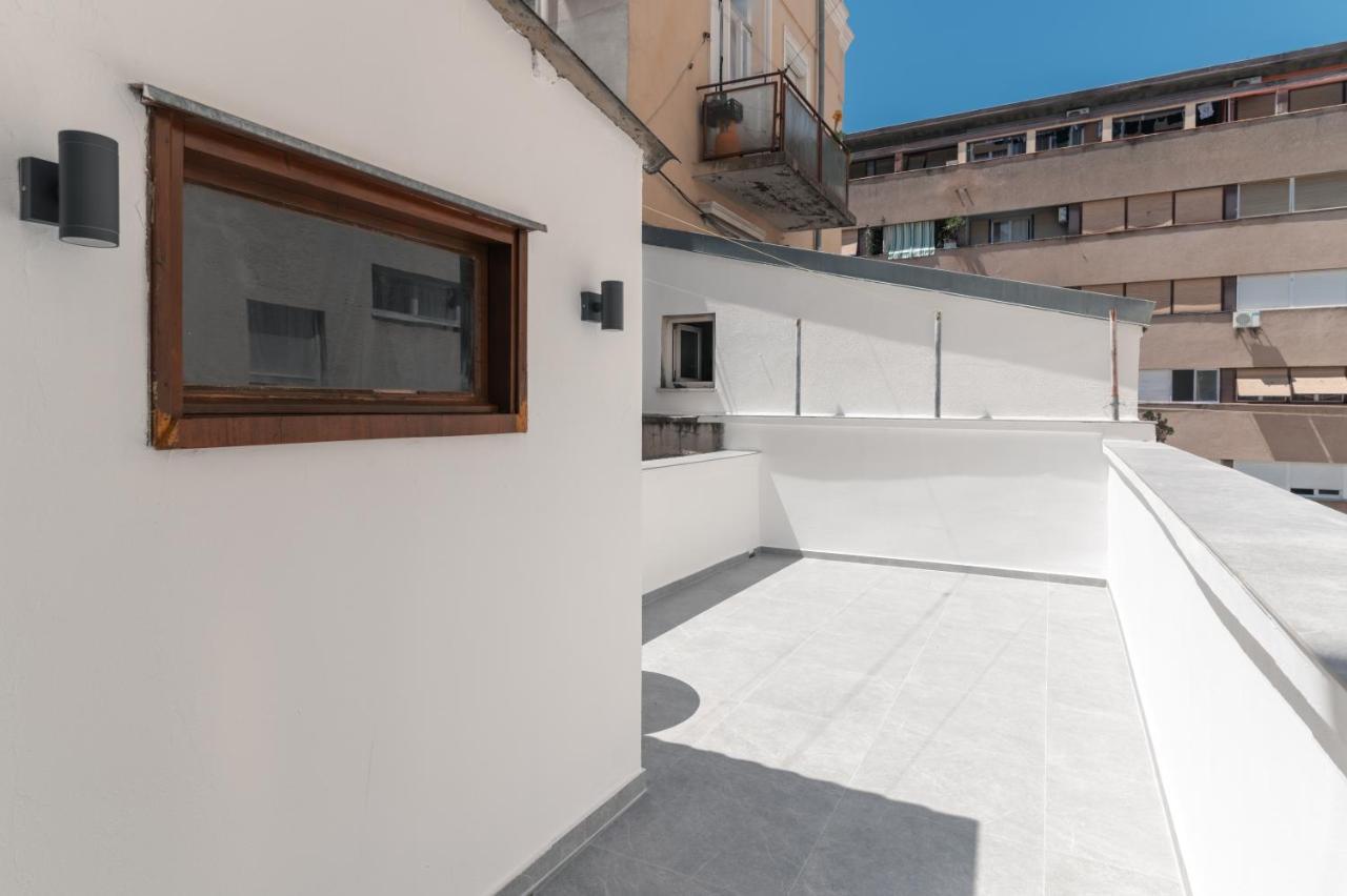 Tom'S Luxury Apartment Zadar, Branimirova Obala Exteriör bild